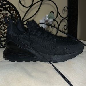 Nike AirMax tennis shoes